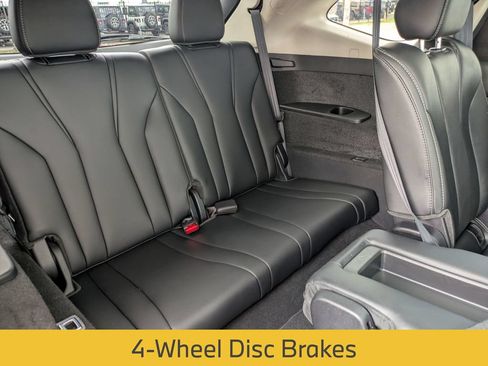 Used 2024 Acura MDX w/ Technology Package FWD image 37
