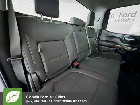 Used 2021 Chevrolet Silverado 1500 LT Trail Boss w/ Bed Protection Package image 16