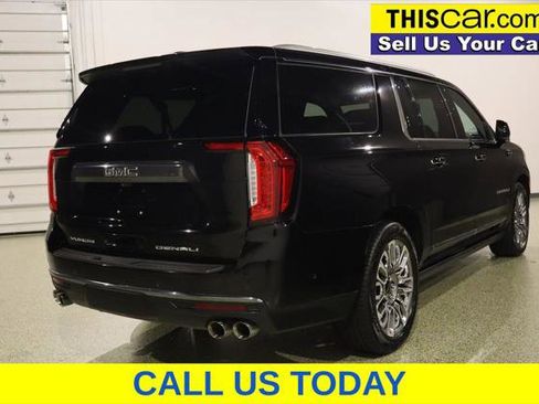 Used 2023 GMC Yukon XL Denali Ultimate AWD/4WD image 7