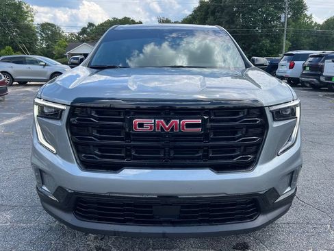 Used 2025 GMC Acadia Elevation w/ Elevation Premium Package FWD image 4
