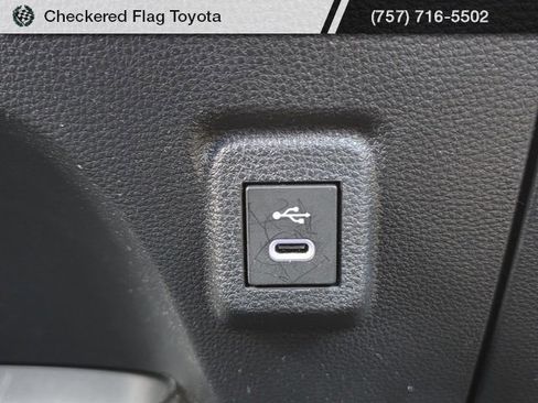 Used 2023 Toyota Corolla LE image 19