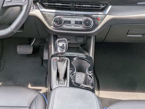 Used 2025 Buick Envista Sport Touring w/ Experience Buick Package FWD image 20
