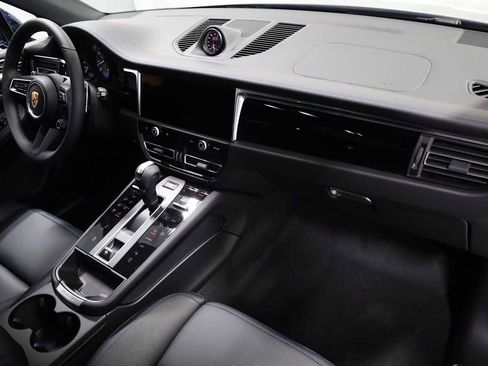Used 2026 Porsche Macan S image 6
