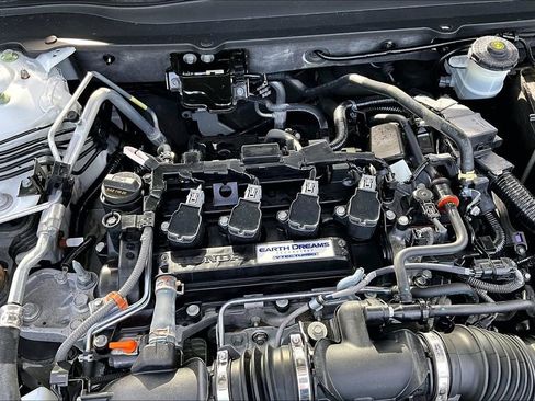 Used 2018 Honda Accord Sport image 31