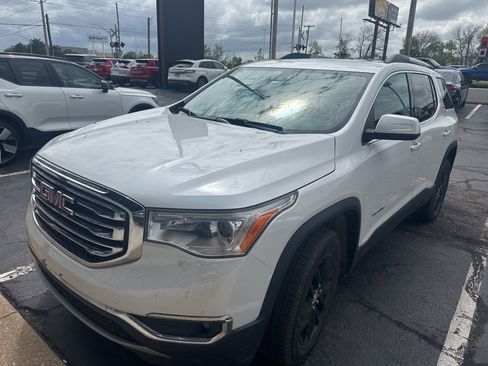 Used 2018 GMC Acadia SLT image 1