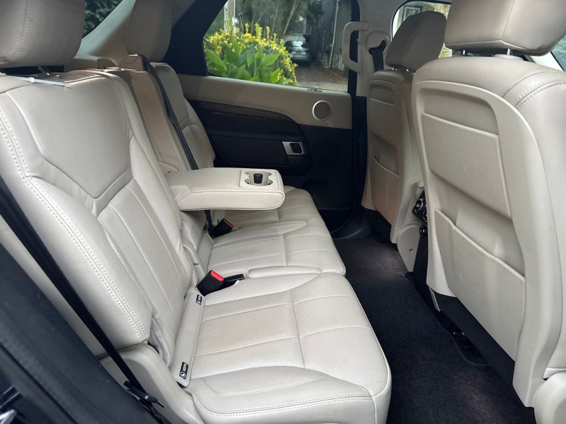 Used 2020 Land Rover Discovery HSE AWD/4WD image 36