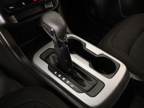 Used 2022 Chevrolet Colorado LT w/ Fleet Safety Package image 7