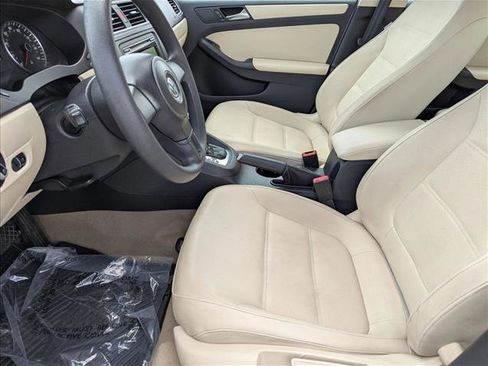 Used 2012 Volkswagen Jetta SE FWD image 14