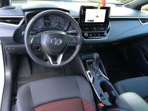 Used 2025 Toyota Corolla SE FWD image 22
