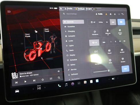 Used 2023 Tesla Model 3 Standard Range image 27