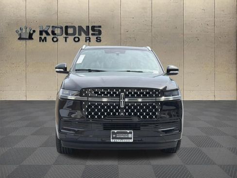 New 2026 Lincoln Navigator L Black Label AWD/4WD image 3