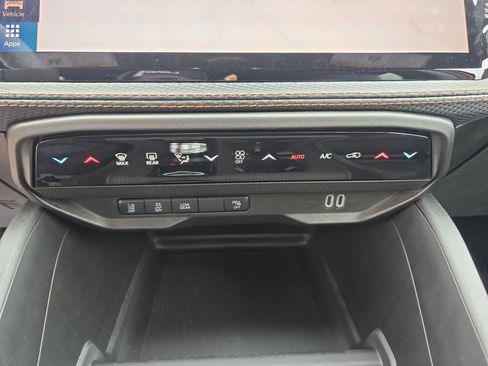 New 2026 Jeep Cherokee Limited AWD/4WD image 25