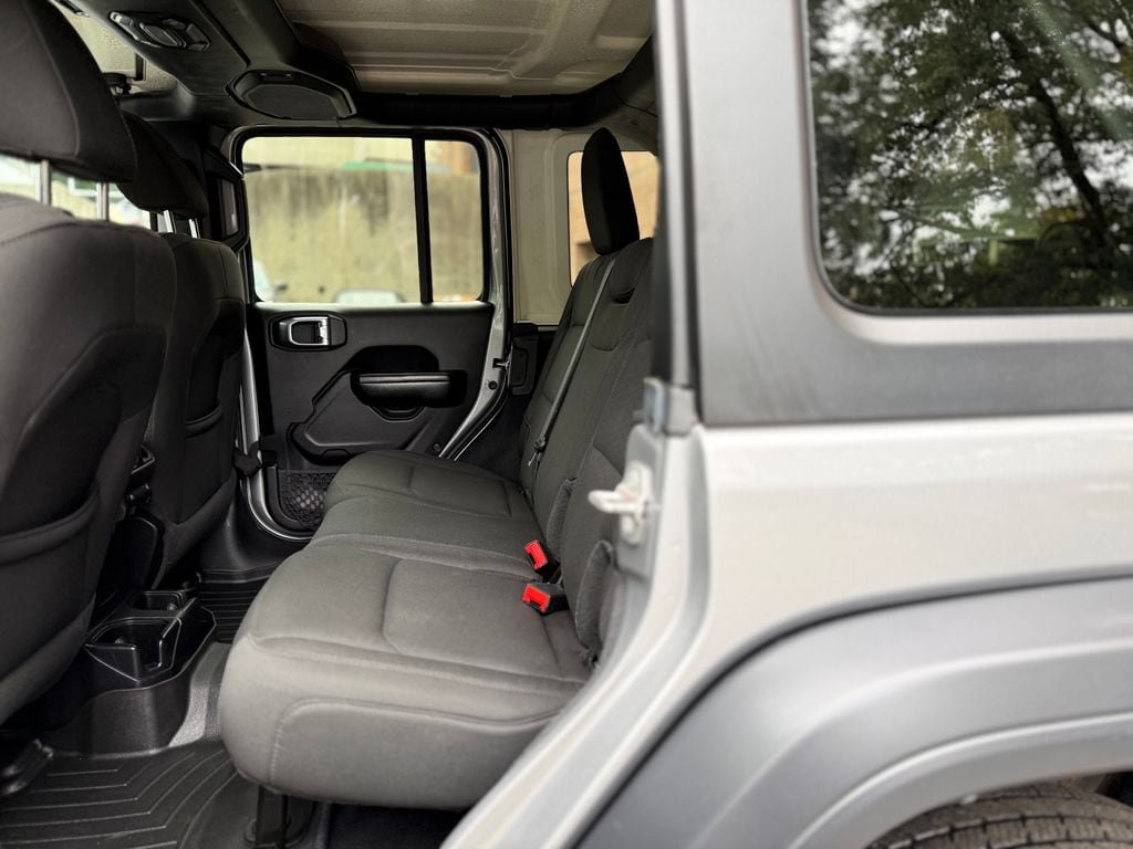 Used 2020 Jeep Wrangler Unlimited Sport S AWD/4WD image 27