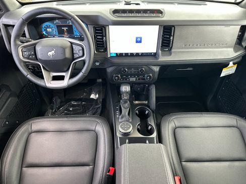 New 2025 Ford Bronco Badlands w/ Sasquatch Package image 15