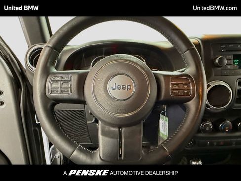 Used 2015 Jeep Wrangler Unlimited Sahara w/ Connectivity Group image 6