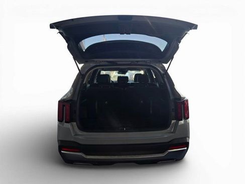 New 2026 Kia Sorento S image 10