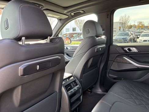 Certified 2024 BMW X5 xDrive40i w/ M Sport Package image 33