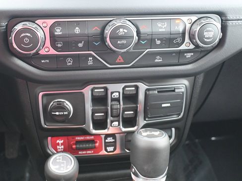 New 2026 Jeep Wrangler Unlimited Rubicon image 14