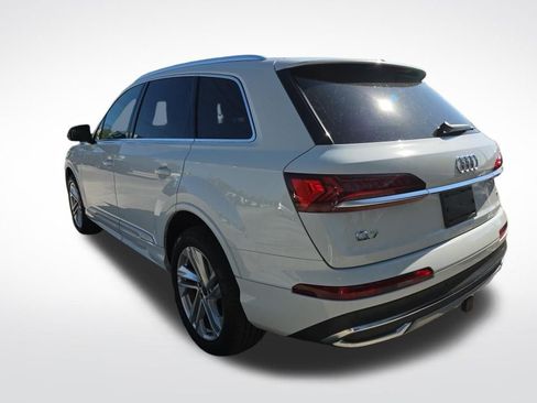 Used 2023 Audi Q7 2.0T Premium w/ Towing Package image 5
