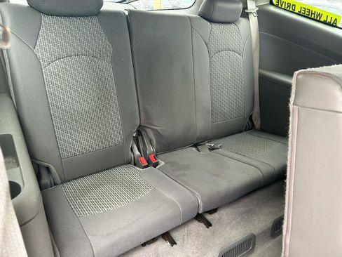 Used 2012 Chevrolet Traverse LS AWD/4WD image 13