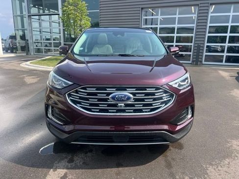 Used 2020 Ford Edge Titanium w/ Equipment Group 301A AWD/4WD image 2