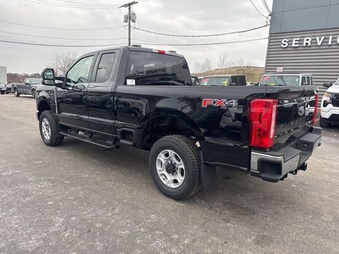 New 2026 Ford F250 XLT w/ FX4 Off-Road Package image 8