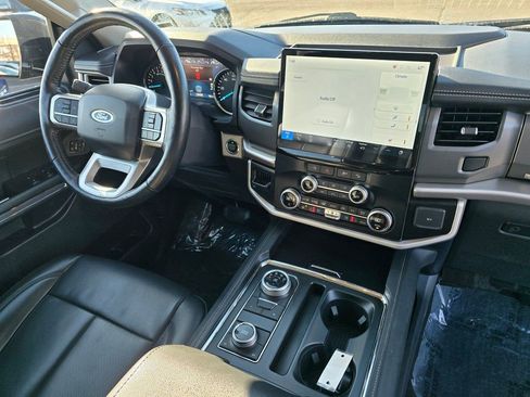 Used 2024 Ford Expedition Max XLT AWD/4WD image 11