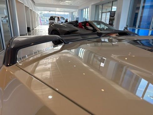 Used 2024 Chevrolet Corvette Stingray Coupe w/ Z51 Performance Package image 38