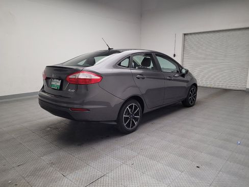Used 2018 Ford Fiesta SE w/ Equipment Group 201A FWD image 9