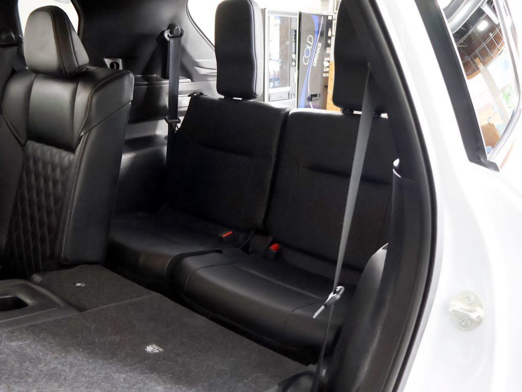 Used 2022 Mitsubishi Outlander SEL AWD/4WD image 36