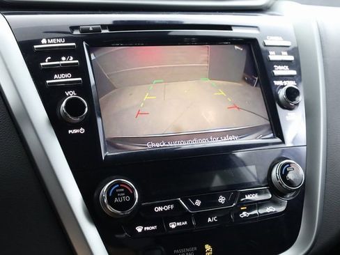 Certified 2025 Nissan Murano SV w/ Cargo Package image 18