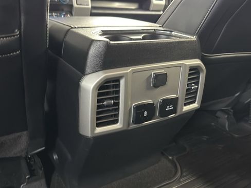 Used 2020 Ford F150 Lariat image 28