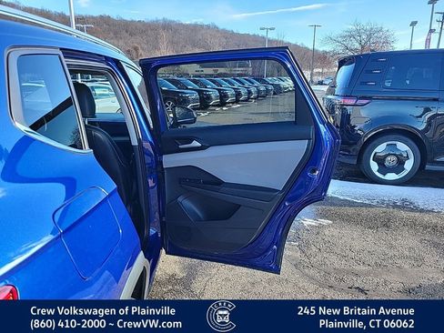 Certified 2022 Volkswagen Taos SE AWD/4WD image 46
