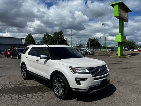 Used 2018 Ford Explorer Platinum AWD/4WD image 1