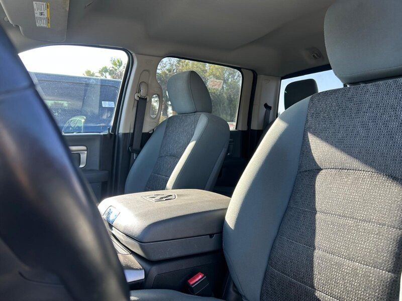 Used 2018 RAM 1500 Big Horn AWD/4WD image 29