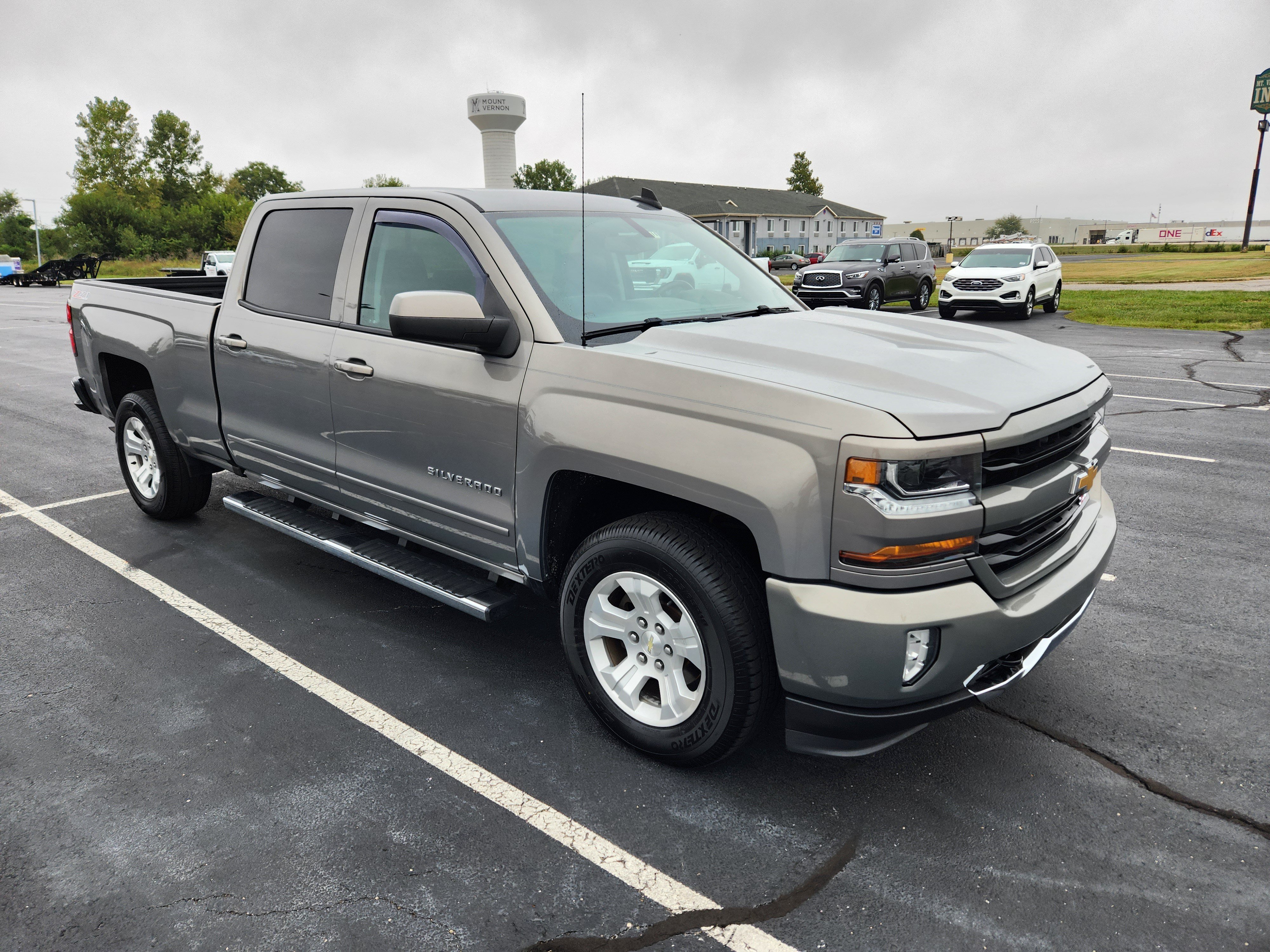 Used 2017 Chevrolet Silverado 1500 LT w/ All Star Edition AWD/4WD image 9