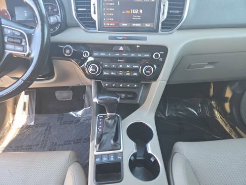 Used 2018 Kia Sportage EX w/ EX Technology Package image 11