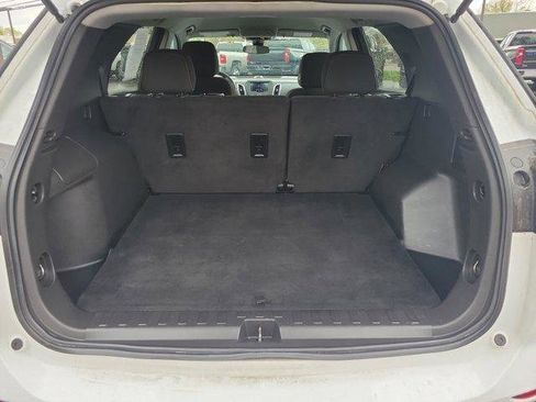 Used 2023 Chevrolet Equinox LT AWD/4WD image 9