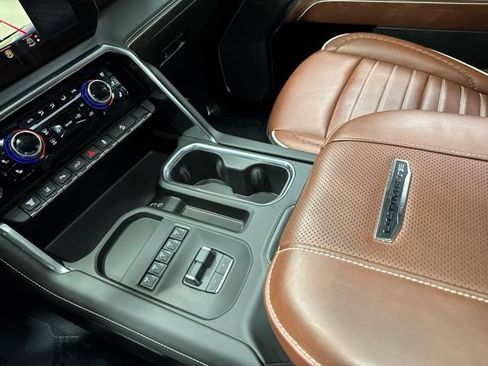 Used 2026 GMC Sierra 2500 Denali Ultimate AWD/4WD image 24