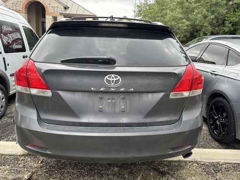 Used 2011 Toyota Venza FWD image 5