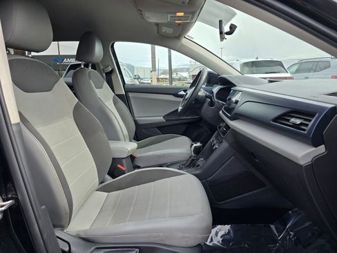 Used 2022 Volkswagen Taos SE image 10