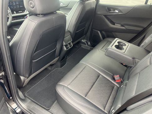 New 2026 Chevrolet Equinox LT w/ Convenience Package II image 18