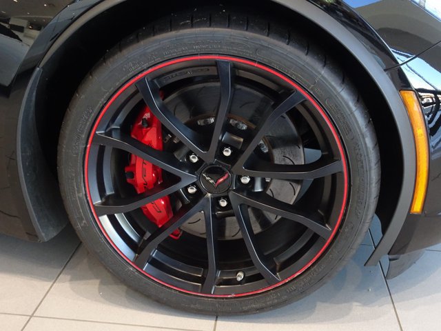 Used 2019 Chevrolet Corvette Grand Sport RWD image 25