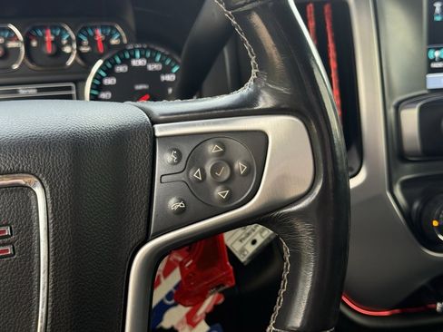 Used 2018 GMC Sierra 1500 SLE image 16