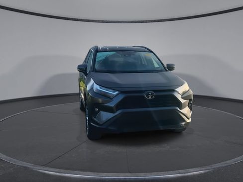 Used 2024 Toyota RAV4 XLE Premium FWD image 3