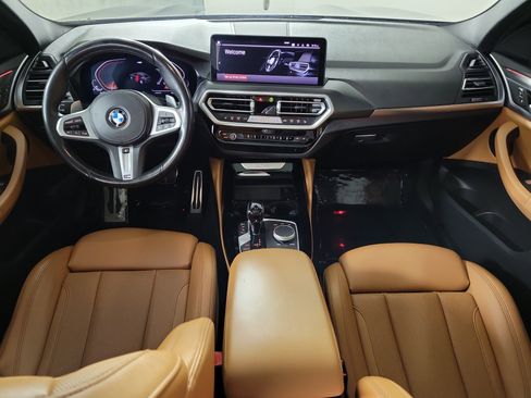 Used 2022 BMW X4 xDrive30i w/ M Sport Package image 11