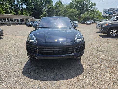 Used 2023 Porsche Cayenne AWD/4WD image 11