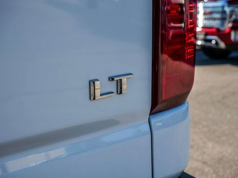Used 2024 Chevrolet Silverado 2500 LT AWD/4WD image 13