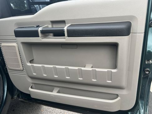 Used 2010 Ford F250 Harley-Davidson AWD/4WD image 17