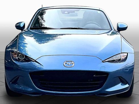 Used 2020 MAZDA MX-5 Miata RF Grand Touring RWD image 4